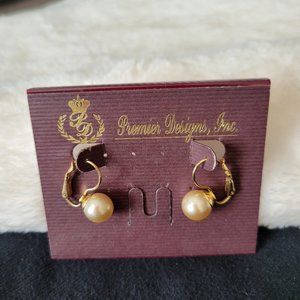 Premier Designs Countess Earrings, Vintage, Pearl